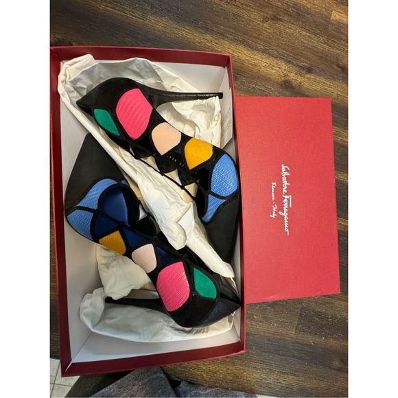 Salvatore FerragamoFeliscia pumps ￼ - Picture 10 of 16